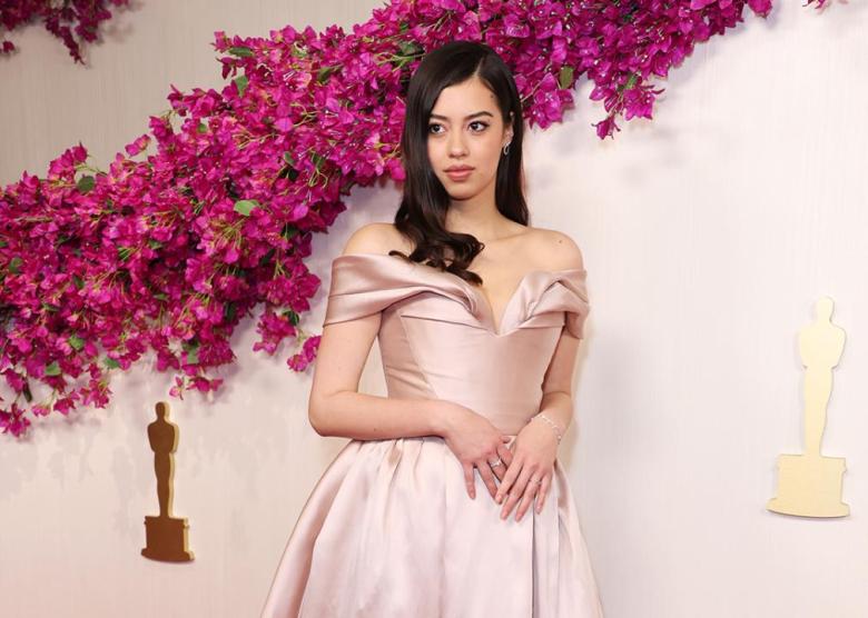 9. An Array of Stars in Lab-Grown Diamond Jewelry in 2024 Amber Midthunder during the 96th Annual Academy Awards on March 10, 2024 in Hollywood, California.